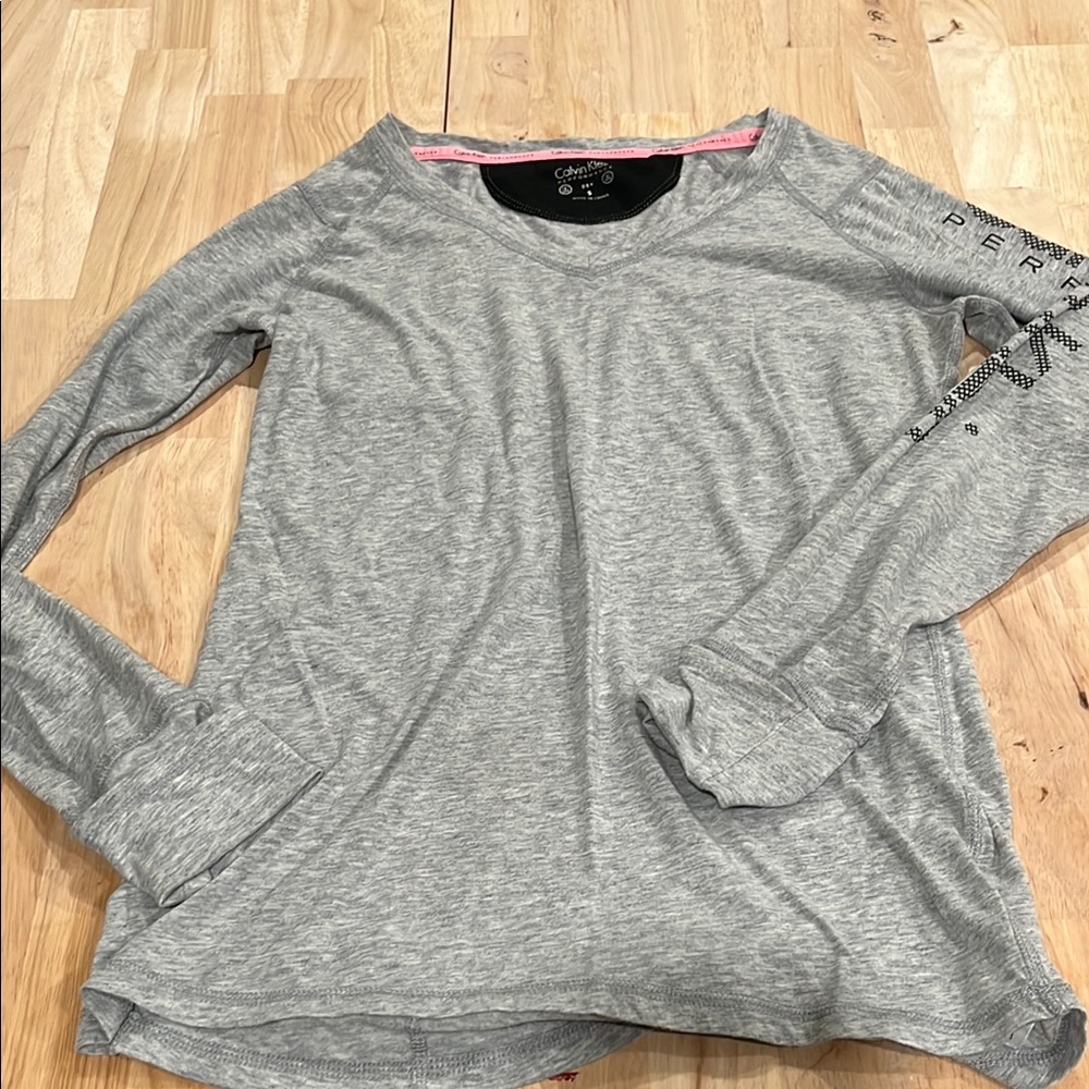 Calvin Klein Gray Long Sleeve Cuffed Sweatshirt